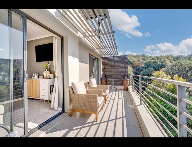 2 BEDROOM APARTMENT FOR SALE IN BEVERLEY